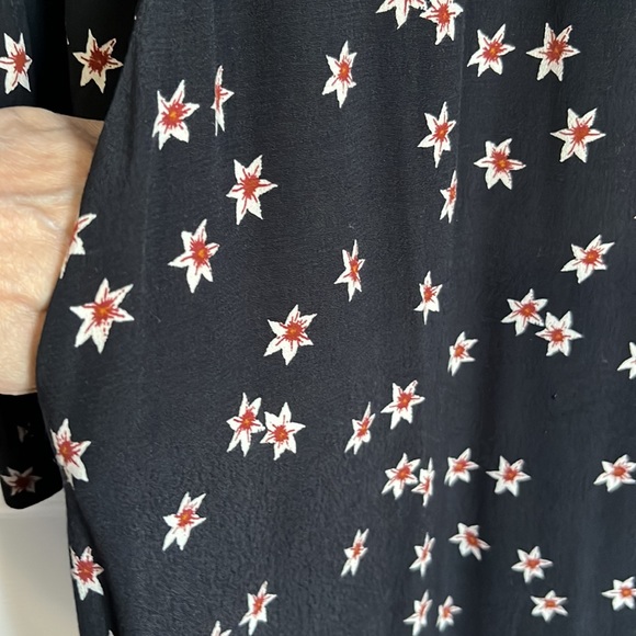 & OTHER STORIES FLORAL PRINTED RUFFLE BIB MIDI DRESS - Picture 12 of 15